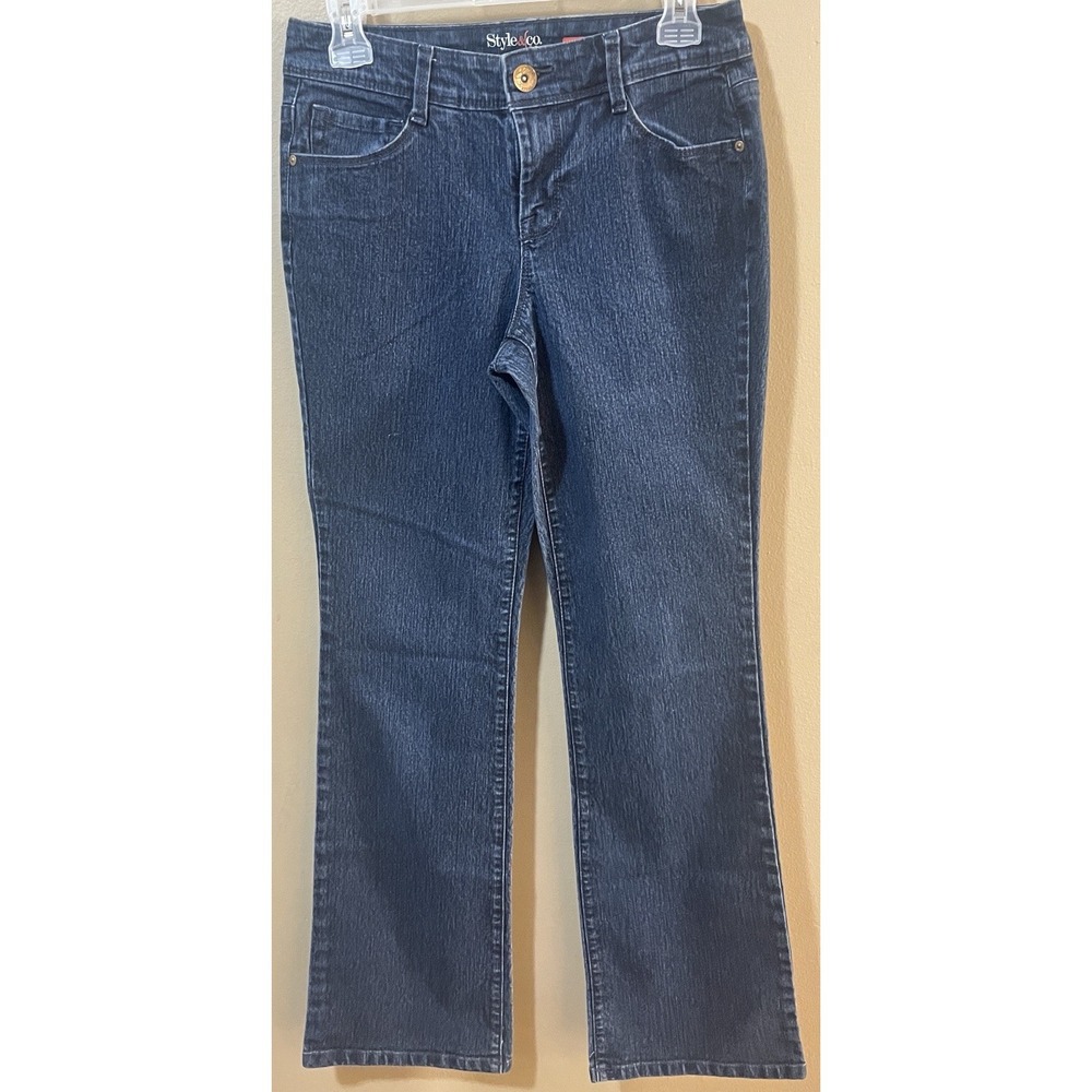 Style & Co Womens Boot Cut Jeans Size 4 28x30.5 Medium Wash EUC
